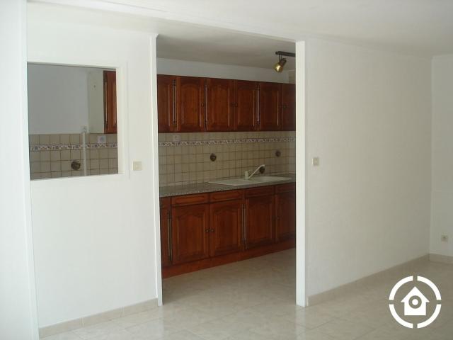 Location House Rue Pierre Pinard, Châteaubernard
