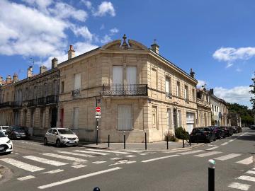 Location House Rue Robert Caumont, Bordeaux