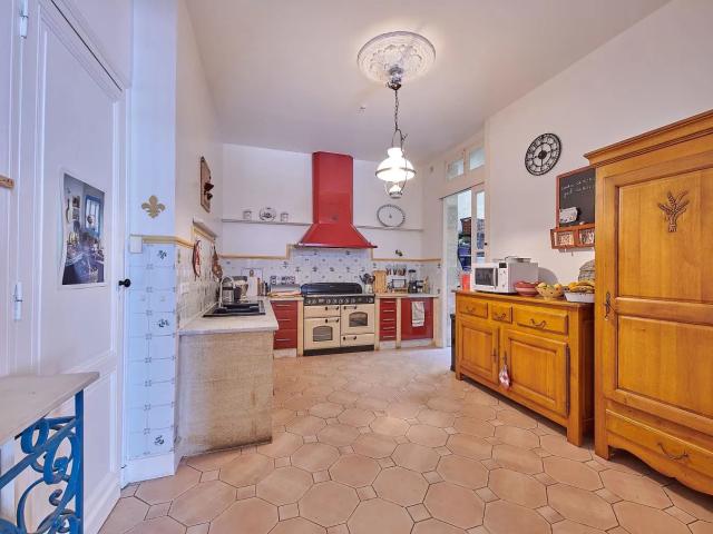 Location House Rue Robert Caumont, Bordeaux