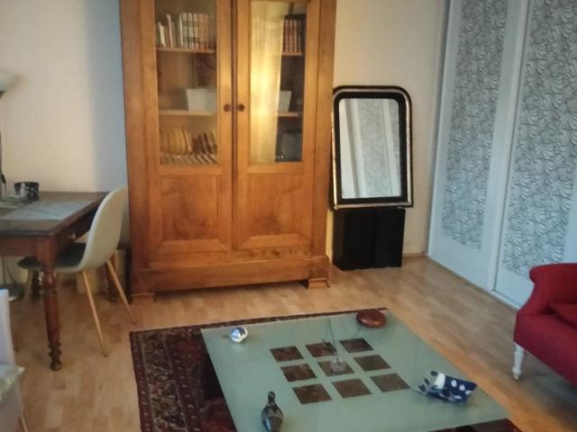 Location House Rue Robert Caumont, Bordeaux