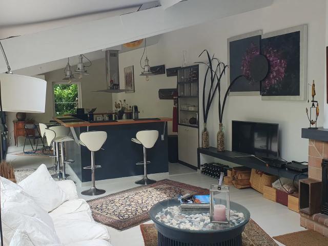 Location House Rue Robert Caumont, Bordeaux