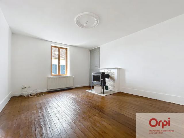 Location House Rue Robespierre, Commentry