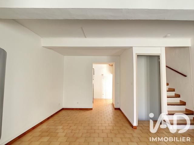 Location House Rue Tivoli, Lambesc