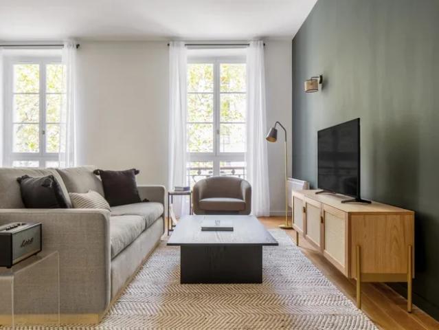 Location House Rue Tronchet, Paris