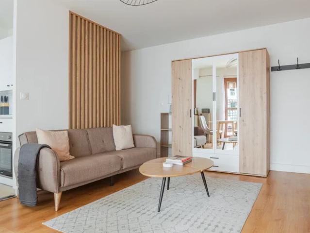 Location House Rue Victor Massé, Paris