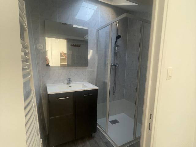Location House Ruelle des Cornetteries, Laval