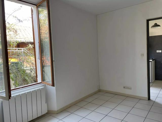 Location immobilière: Appartement à Fontaine 2 pièces 23 m² 350 € / Mois APPIMMO
