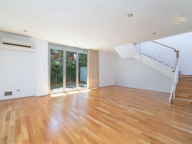 LOCATION IS EVERYTHING! @$980 per week