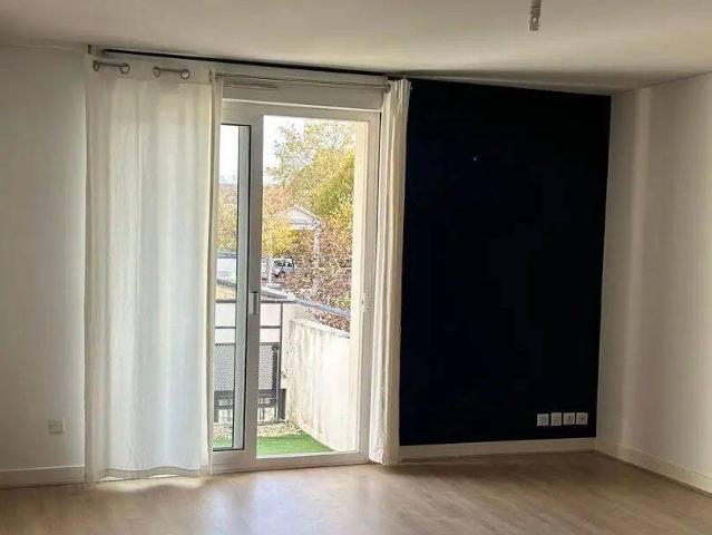 Location joli T2 Tours Giraudeau
