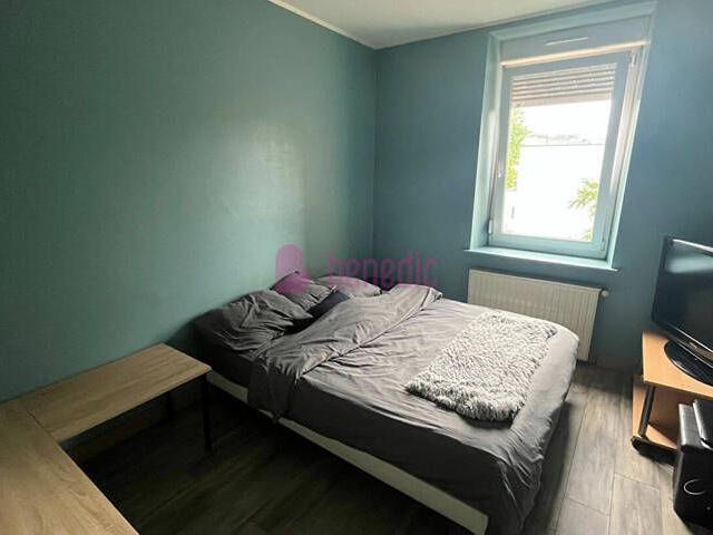 LOCATION KNUTANGE F3 DEUX CHAMBRES CAVE PARKING