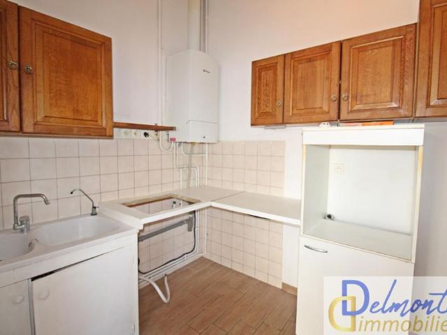 LOCATION LA SEYNE BD DU 4 SEPTEMBRE T3 AVE GARAGE