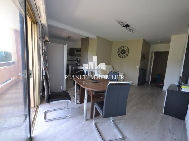 Location LE CANNET LOCATION MEUBLEE 2 PIECES AVEC CAVE ET PARKING
