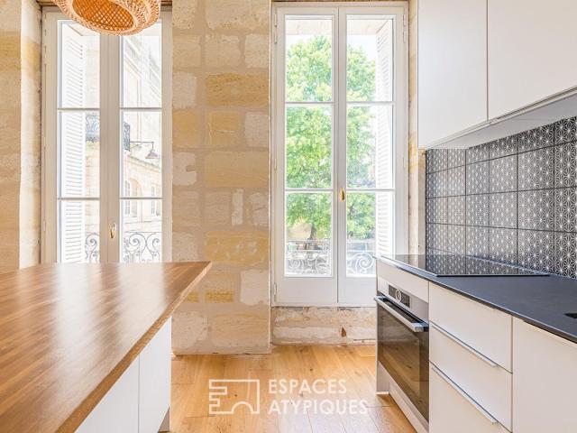 Location Le nid douillet avec balcon au coeur de St Pierre à BORDEAUX 43 m2 Espaces Atypiques Bordeaux