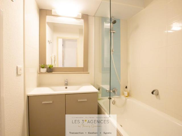 Location LES MARINES DE GASSIN T2 MEUBLE TOUTES CHARGES COMPRISES | Les 3 Agences