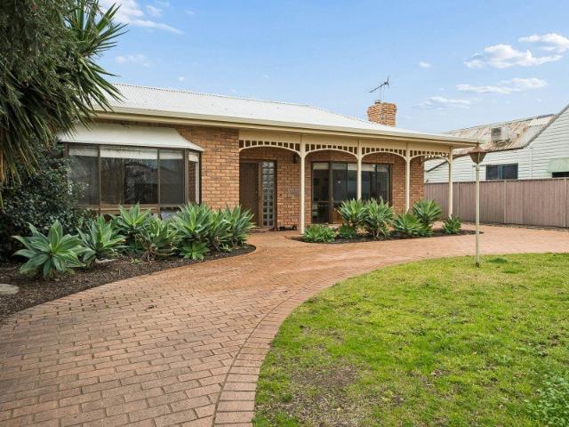 Location, Lifestyle and Endless Potential!