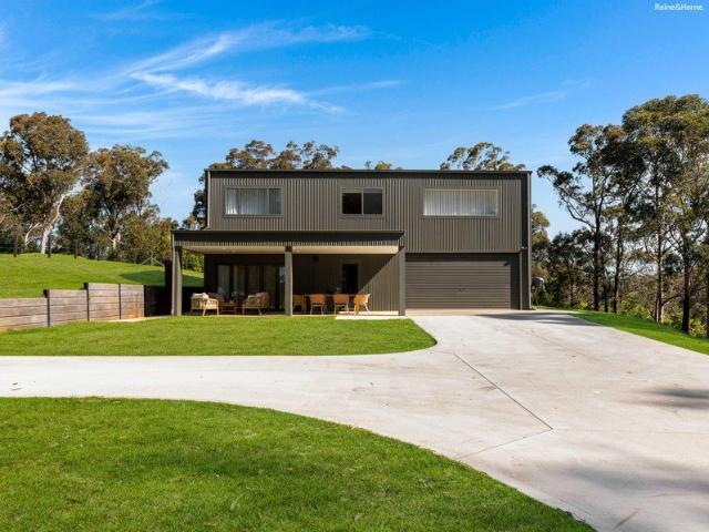 LOCATION, LIFESTYLE AND LUXURY