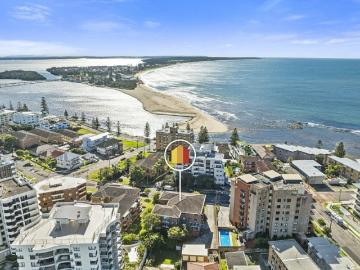 Location, Lifestyle and Low Maintenance Living!