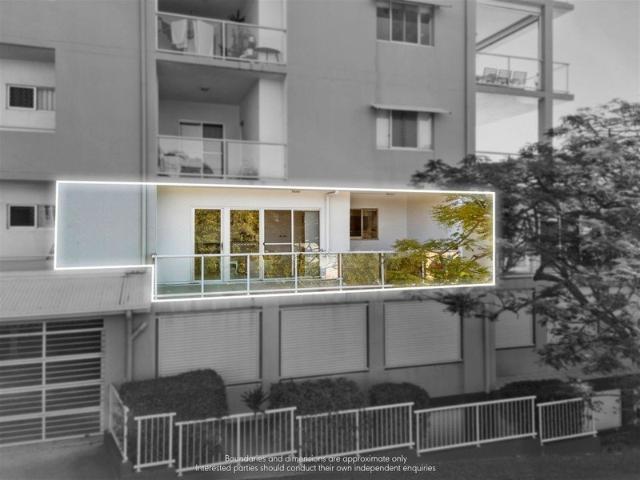 Location, Lifestyle & Low Maintenance Living!