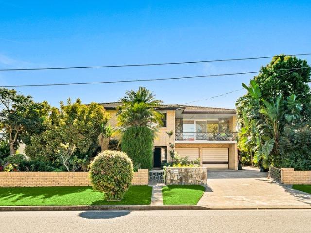 Location, Lifestyle & Land A Rare 908sqm  Gem in Blue Chip Macgregor