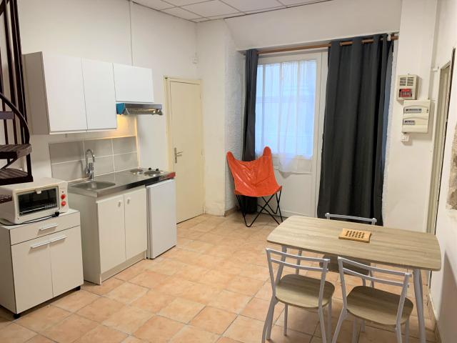 Location LOCATION AVIGNON INTRA MUROS T2 DE 32M² | Corum Immobilier