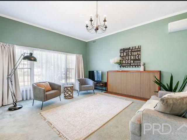 3 BEDROOM FAMILY HOME CLOSE TO SCHOOLS & CBD