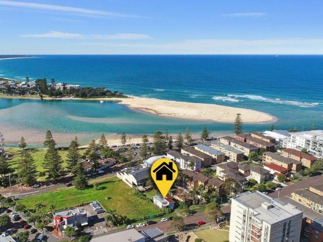 Right in the Heart of Town â A Location Like No Other!