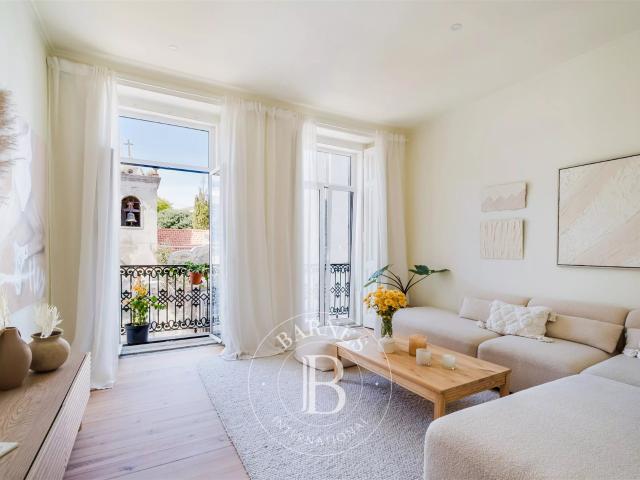 Location, location, location 86m² Santa Catarina
