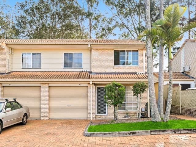 LOCATION! LOCATION! LOCATION! A beautiful Townhouse in a Secure Gated Community