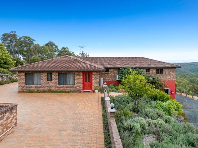 Location, Location, Location Maroota's Most Sensational Views!