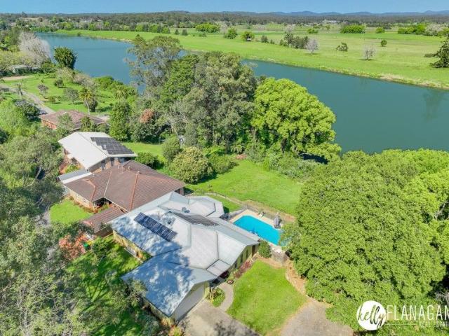 Location, Location, Location River & Rural Views, Flood Free, Brick Home & Pool