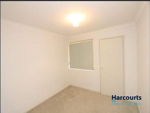 Location, Location, Location! Spacious 3 Bedroom Villa