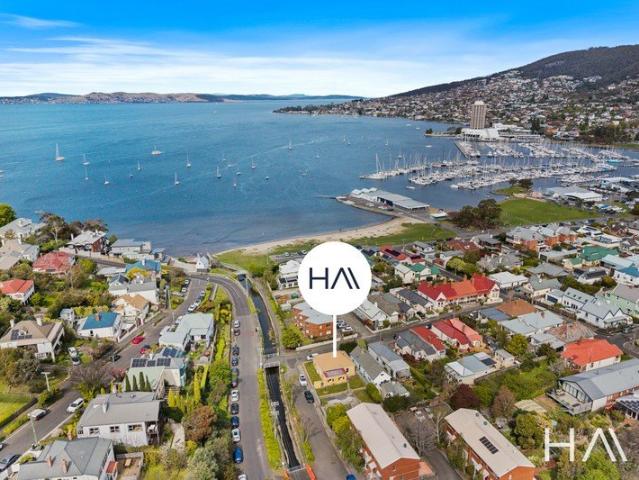 Premium Corner Position with Architect Designed Potential in Blue Chip Coastal Location!