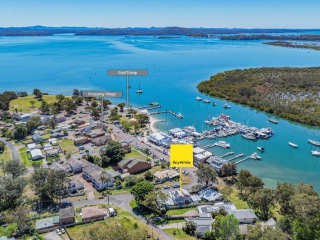 LOCATION, LOCATION, PLUS THE WATER VIEWS!
