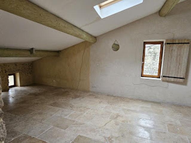 Location Loft 2 pièces 37.34 m2 Reillanne