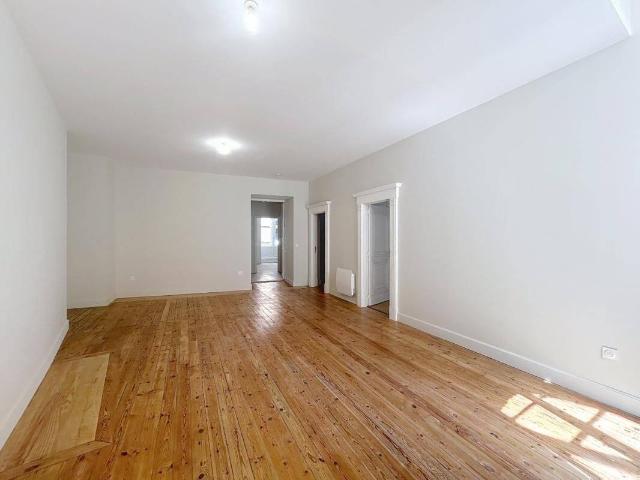 Location magnifique T4 neuf 95.10 m² quartier Carmes