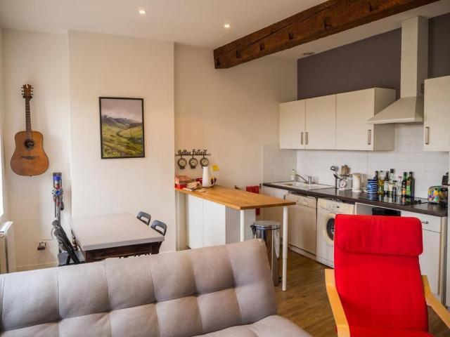 Location magnifique T2 place de la Daurade 42.21m², 31