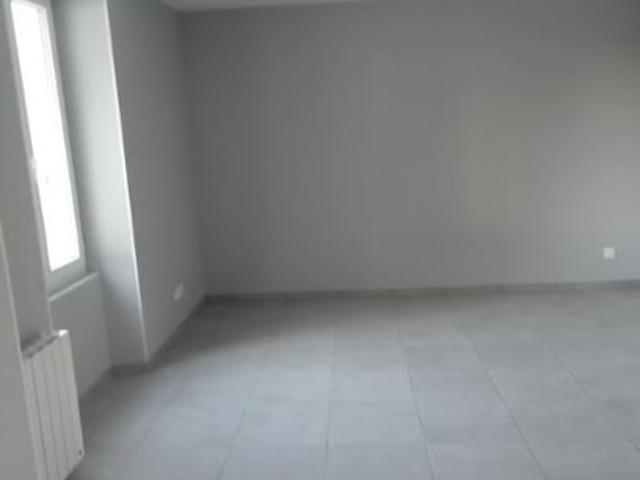 Location Maison 3 pièces 0 m2 Targon