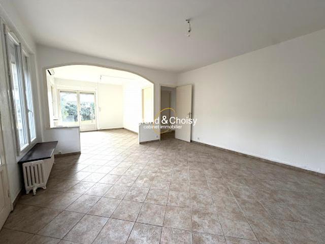 Location Maison 3 pièces 103 m2 Villeneuve sur Lot