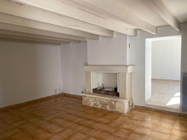 Location Maison 3 pièces 114 m2 Eyragues
