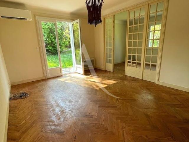 Location Maison 3 pièces 117m²