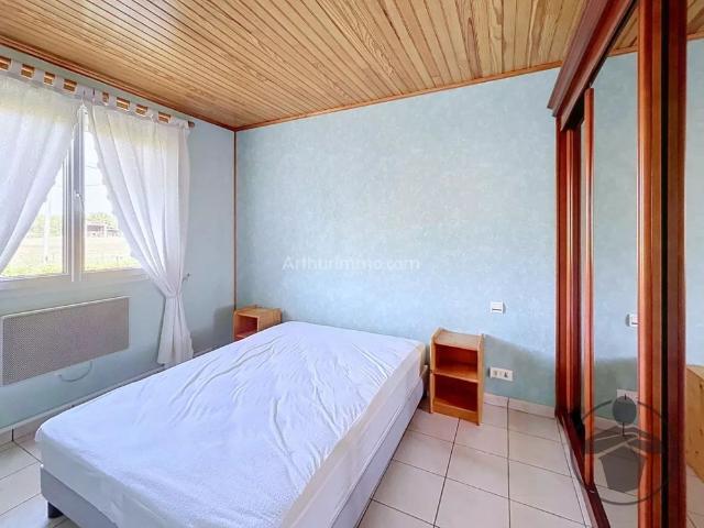 Location Maison 3 pièces 118 m2 à Tizac de Lapouyade