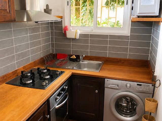 Location Maison 3 pièces 120 m2 Saint Denis