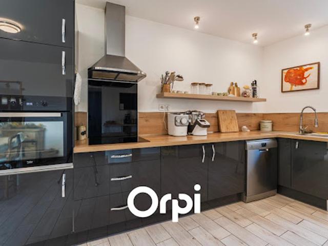 Location Maison 3 pièces 142.89 m2 Saint Pons