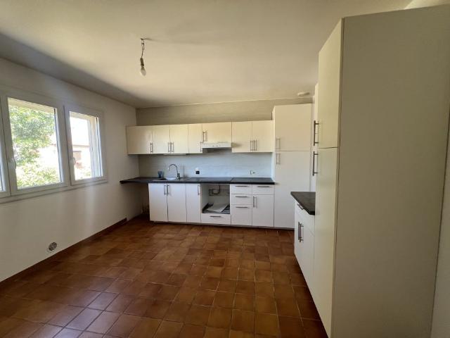 Location Maison 3 pièces 152m² ST JUERY 81160