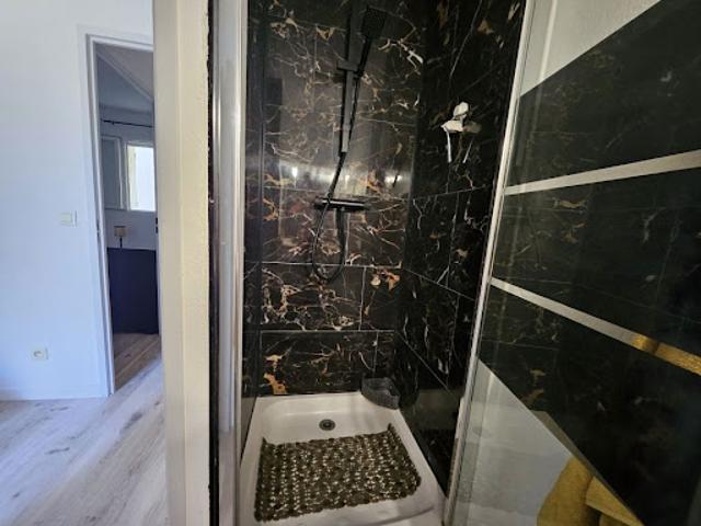 Location Maison 3 pièces 46 m2 Saint Saturnin lès Avignon
