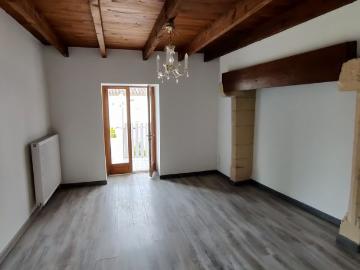 Location Maison 3 pièces 50m² CASTELNAU MONTRATIER 46170