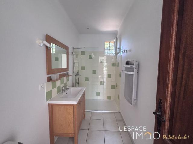 Location Maison 3 pièces 51m² TAILLADES 84300