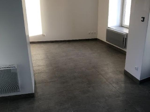 Location Maison 3 pièces 53.74 m2 Le Plessis Placy
