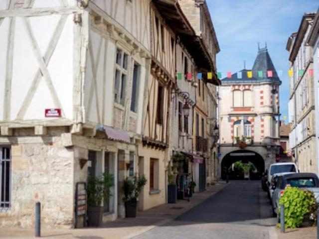 Location Maison 3 pièces 53 m2 Sainte Foy la Grande