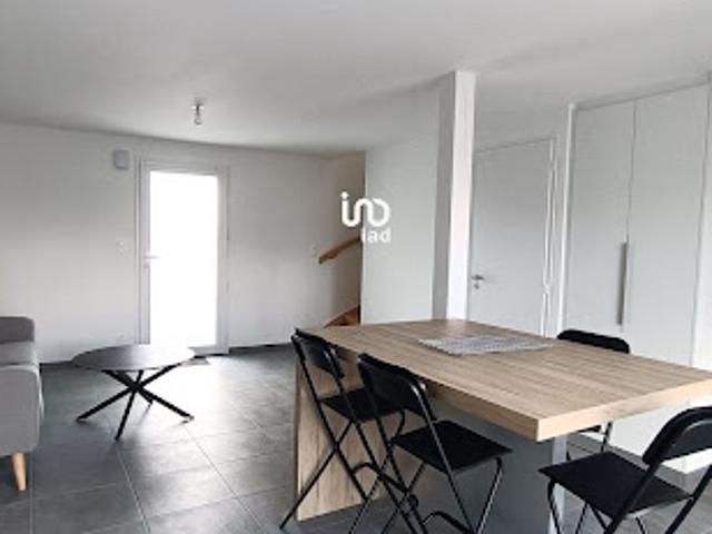 Location Maison 3 pièces 57 m2 Vieillevigne
